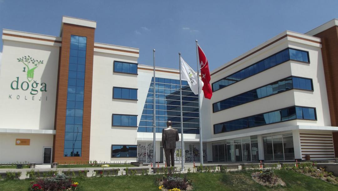 Doğa Koleji